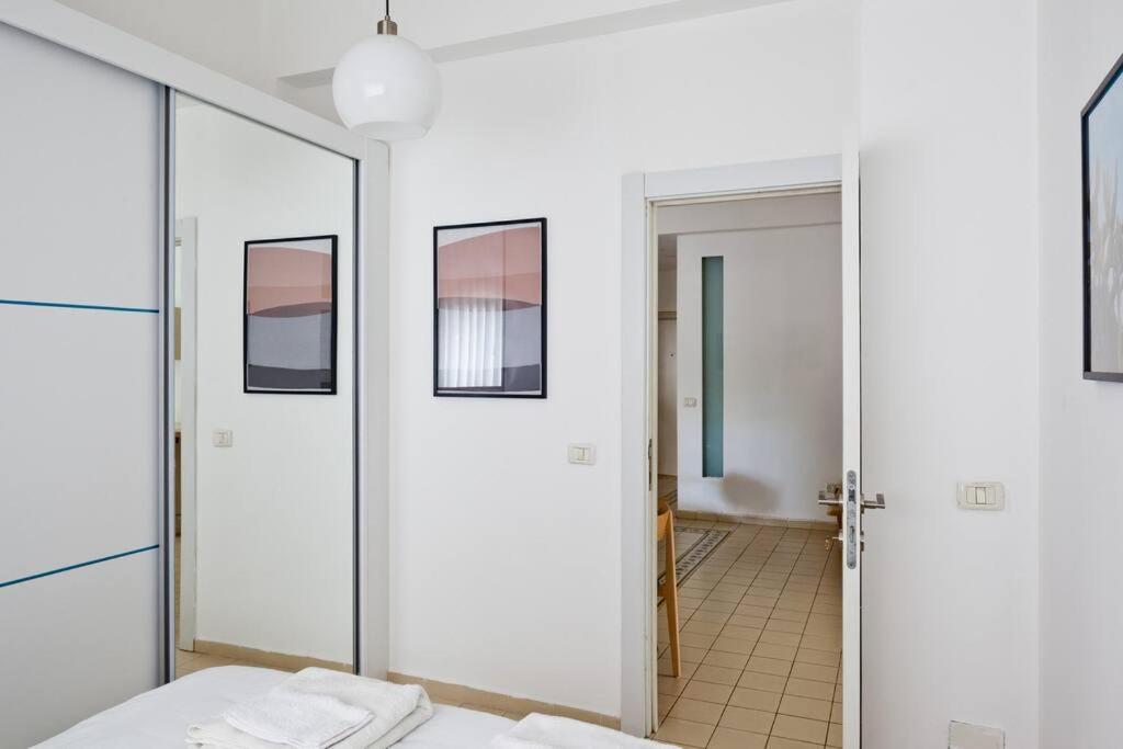 Apartment Renovated 2br With Balcony In Bauhaus *beachfront*