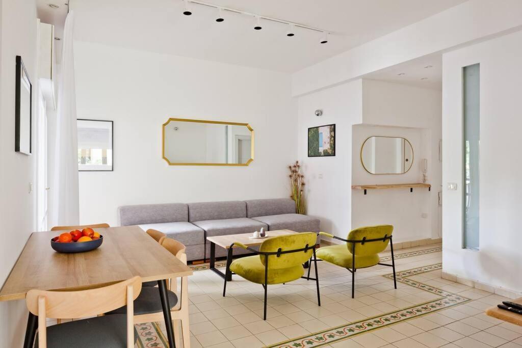 Renovated 2br With Balcony In Bauhaus *beachfront*
